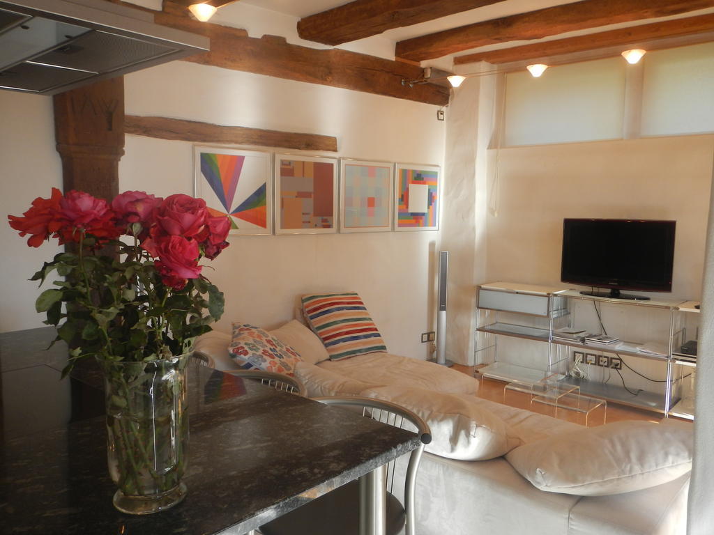 Guesthouse Les Mignardises Laufen-Uhwiesen ห้อง รูปภาพ