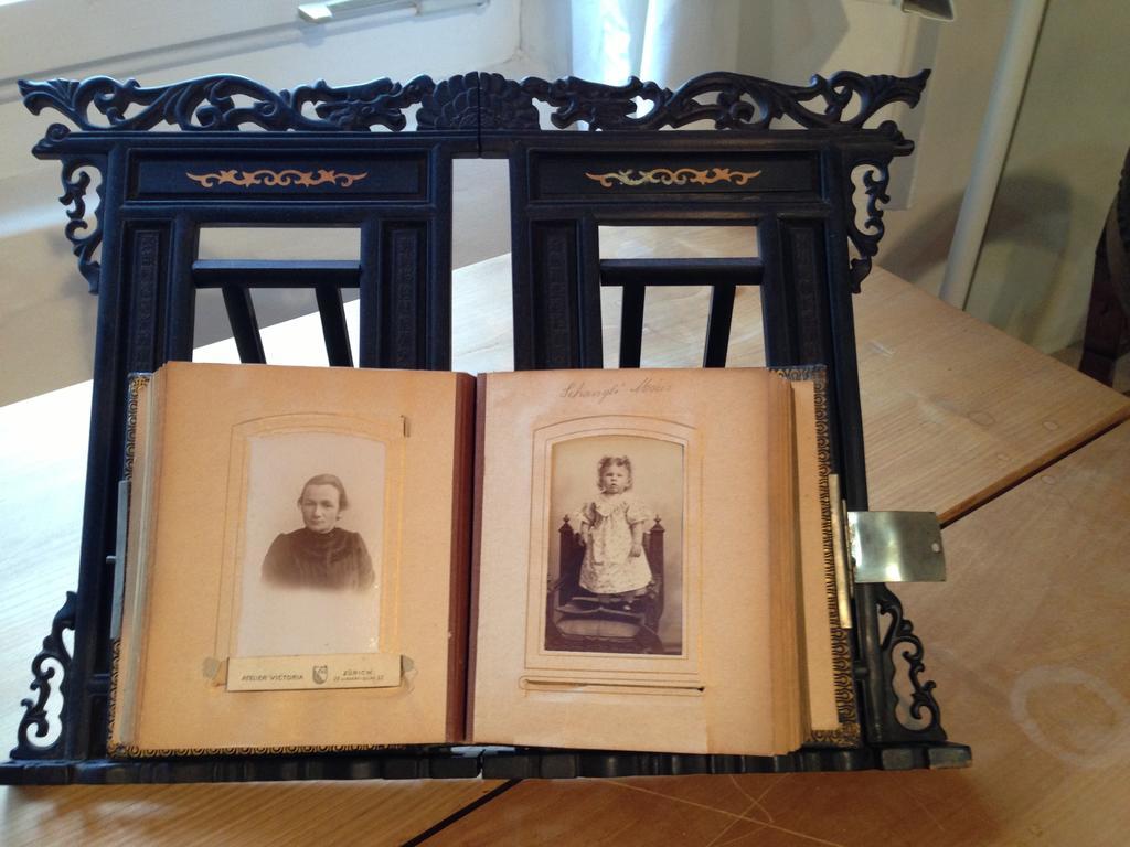 Guesthouse Les Mignardises Laufen-Uhwiesen ภายนอก รูปภาพ